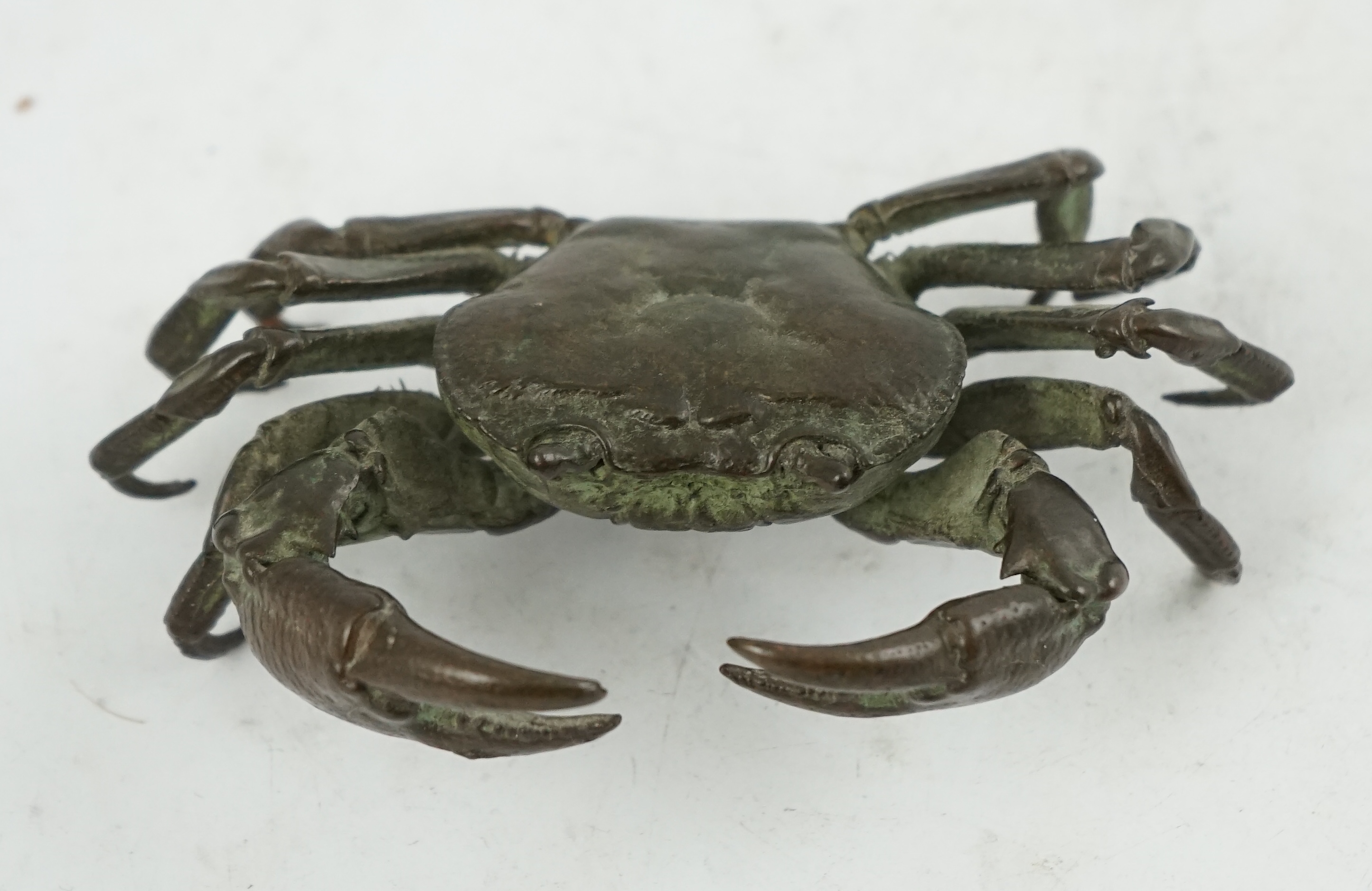 A Japanese bronze model of a crab, early 20th century